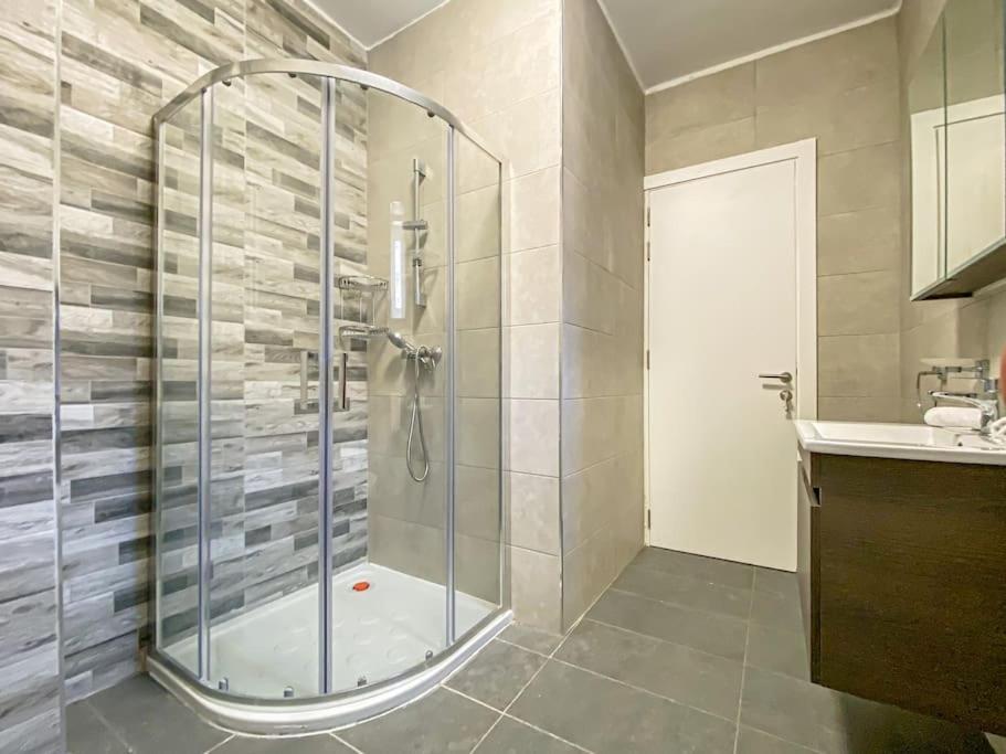 Lovely 1- Bedroom Apartment In Floriana Bagian luar foto