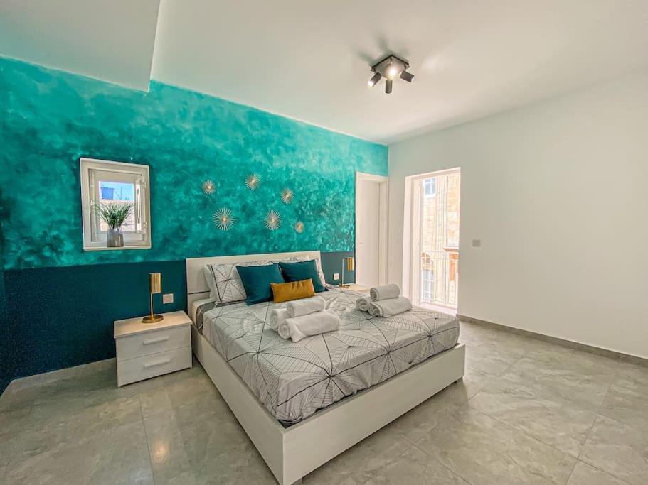 Lovely 1- Bedroom Apartment In Floriana Bagian luar foto